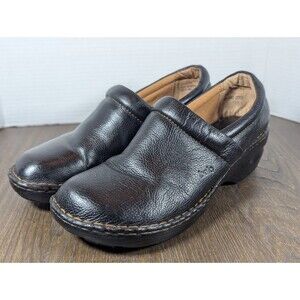 BOLO by Born Leather Slip-On Clogs Mules Womens 11 Black Pebbled Cushioned Logo